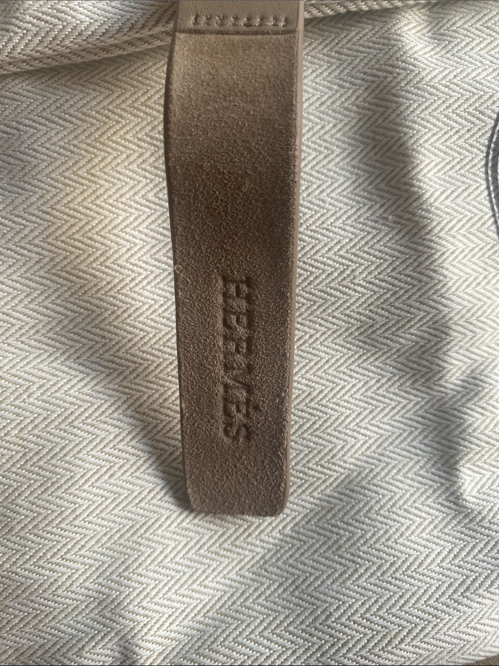 Women’s Hermes Genius Sandals in Beige Sable - Picture 5 of 12